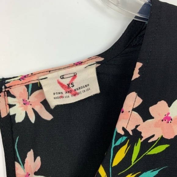 Urban Outfitters Pins & Needles Floral Romper EUC - Picture 4 of 8